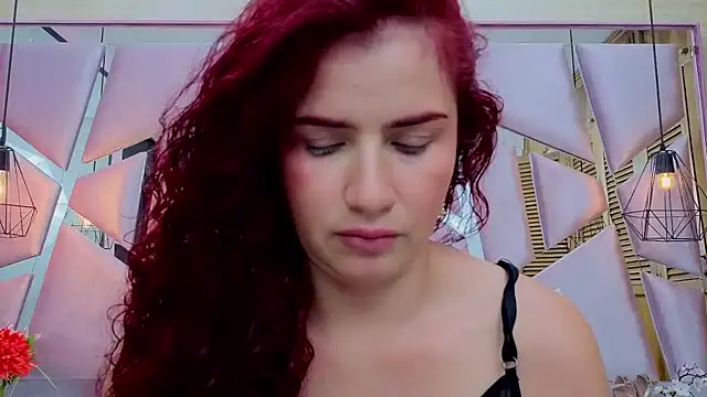 ThaliaCross live XXX chat