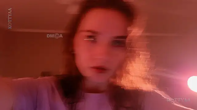 -Kottyaa- – Naživo XXX chat