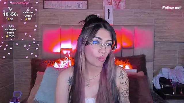 Chat XXX ao vivo de mia_devine_