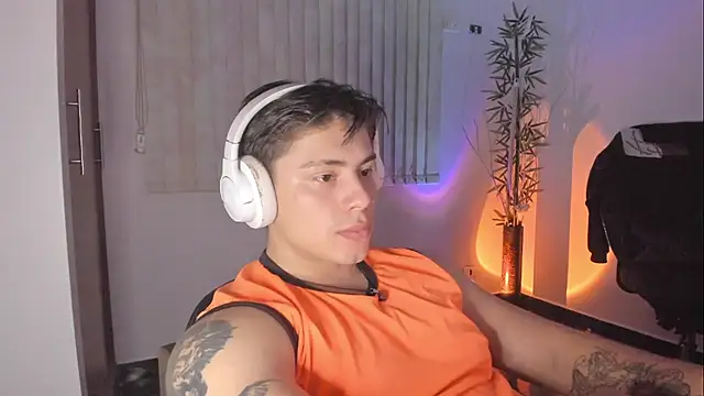 Giordano_Russo Pertunjukan Webcam