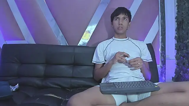 Онлайн чат XXX KevCokk