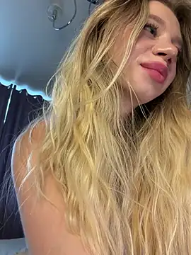BellaSuns' Live XXX Chat
