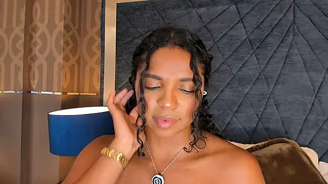 دردشة LisaMendez الجنسية المباشرة