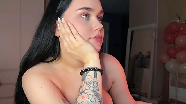 Chat +18 de lola_raze ao vivo