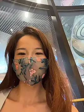 kiss_loo – Naživo XXX chat