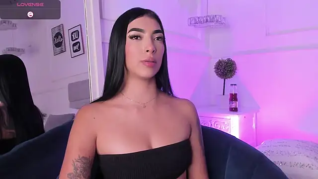 Chat +18 de AriRobert_ ao vivo