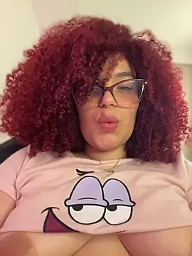 Chat XXX ao vivo de Leyah__