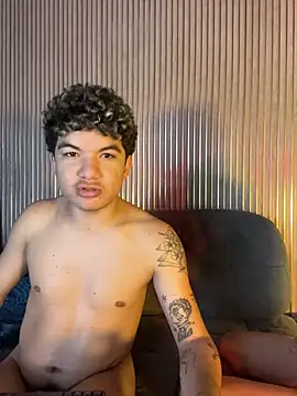 XXX chat uživo modela VelvetPassion