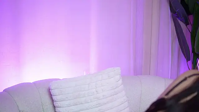 MaeveSun Chat XXX live