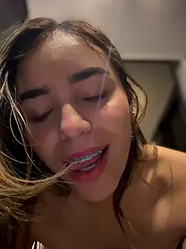 Nathashaa_Velvet Live XXX-chat