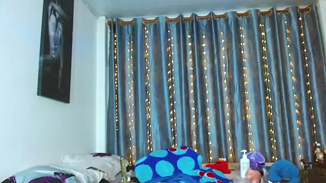 دردشة Kenisha_Sweet الجنسية المباشرة