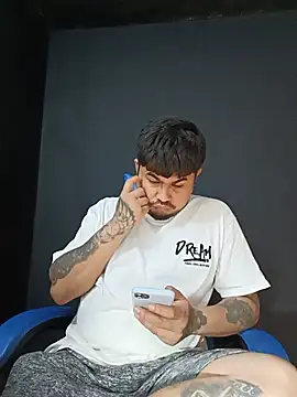 Czat XXX na żywo – DickMasterfindom