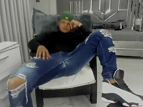 Živý XXX chat master_leather