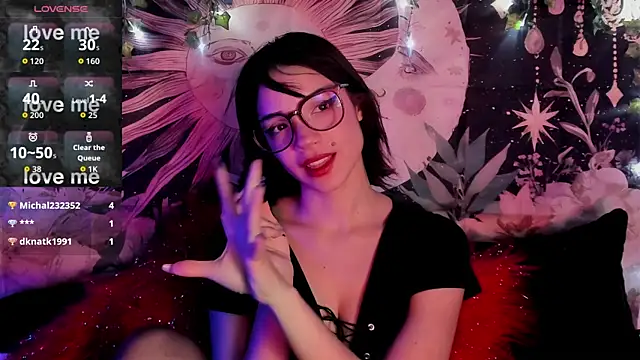 LaxiViolet's Live XXX Chat