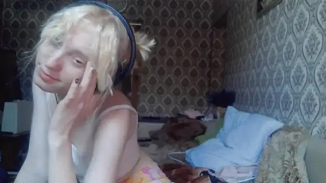 CuteLittleAngel Chat XXX live