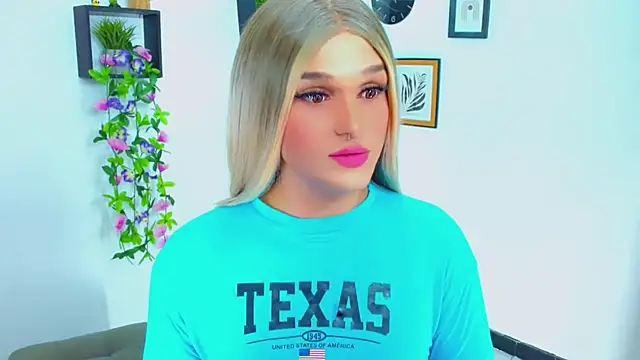 TaylorMon Show in webcam