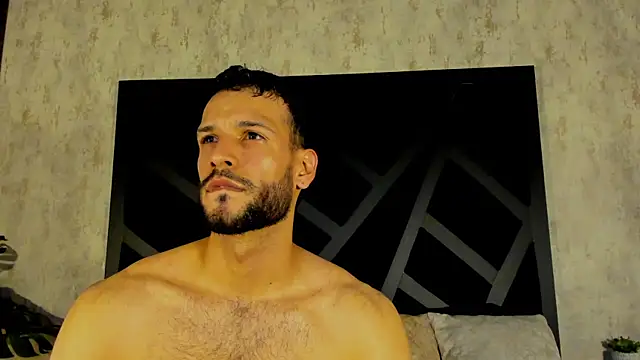 Jacob_Benelli élő XXX-chatje