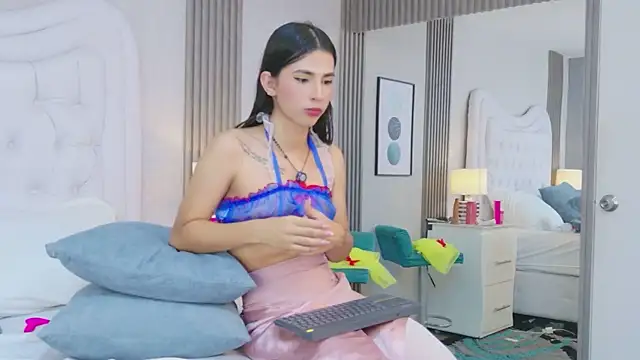 CaitlynMiller Live XXX Chat