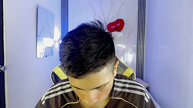 Ascii_one Chat XXX live