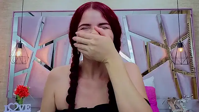 دردشة ThaliaCross الجنسية المباشرة