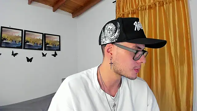 Vlad__night – Live XXX-chat