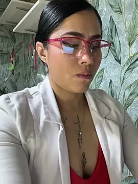Sweet__Nurse1 লাইভ XXX চ্যাট