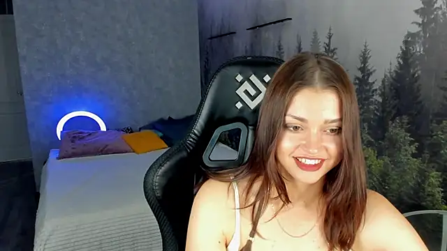 Chat XXX en directo de Maya-Mimi