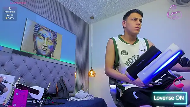 Ethanx18_ Live XXX-chat