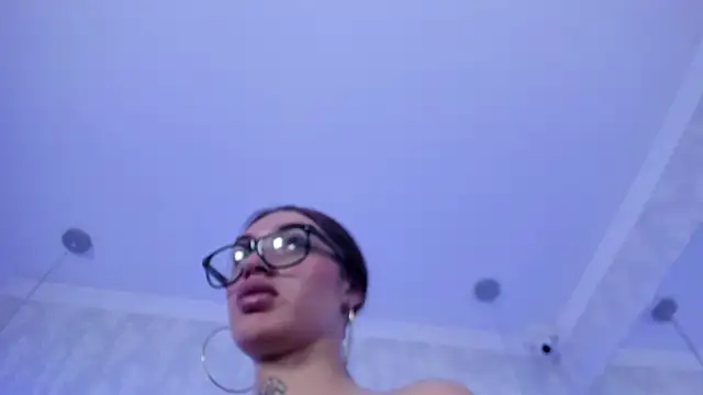 Chat XXX en directo de lizz_lunna