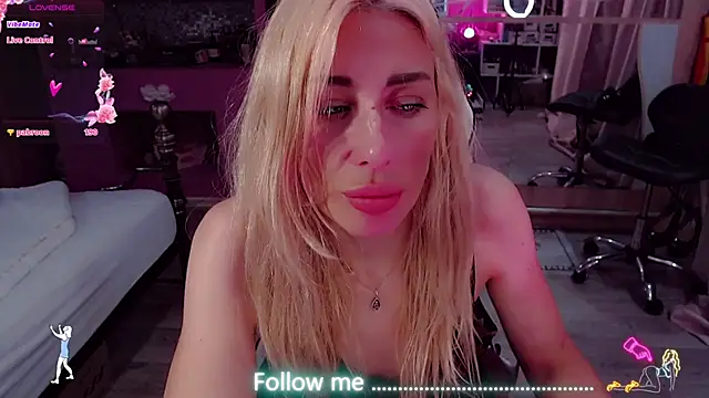 AnnieGOld_'s Live XXX Chat