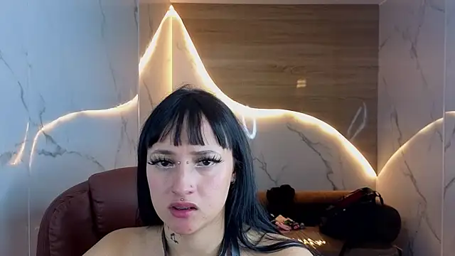 Živý XXX chat eivy_lilith_cn