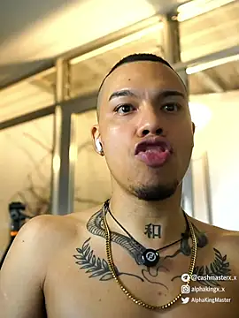 AlphaMasterXxx Live XXX-chat