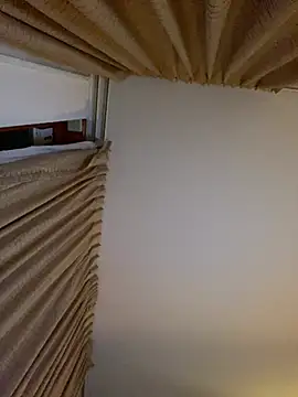 KikiDenhaagn Webbikameraesitys