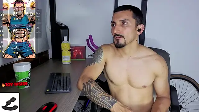 Marck_Muscle: онлайн-секс-чат