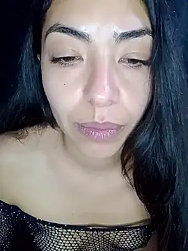 CasiTuya Adlı Modelin Canlı XXX Sohbeti