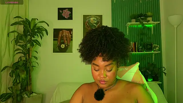 Chat +18 de ohrianagibson ao vivo