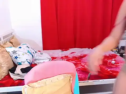 MaliaWang06 Adlı Modelin Canlı XXX Sohbeti