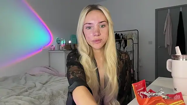 Naughtyblondexn Live XXX chat