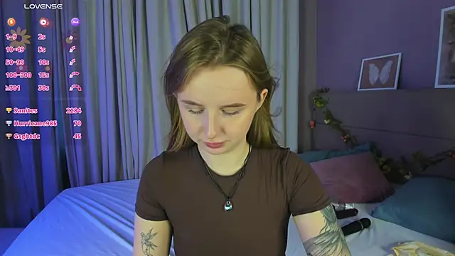 צ'אט XXX בשידור חי של Rina_Panic
