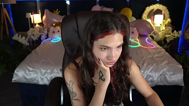 BabyFlowerr's Live XXX Chat