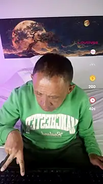 AlekNoir's Live XXX Chat