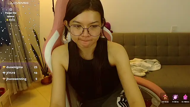 azumiichan XXX чат на живо