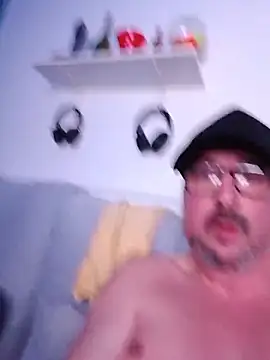 Chat XXX en directo de FocussedFreckle