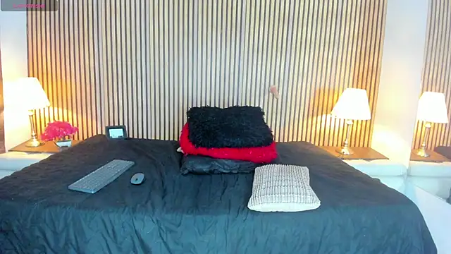 Caitlynn_ 现场XXX聊天