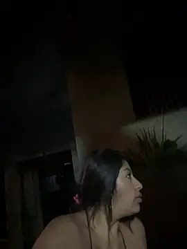 KaylachannellのライブXXXチャット