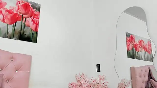 Chat +18 de pinky_f00x ao vivo