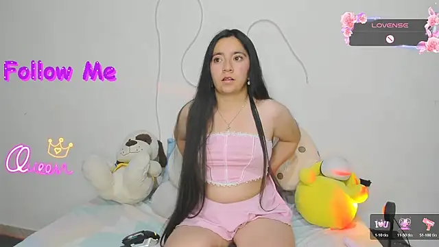 litle_mily_ élő XXX-chatje