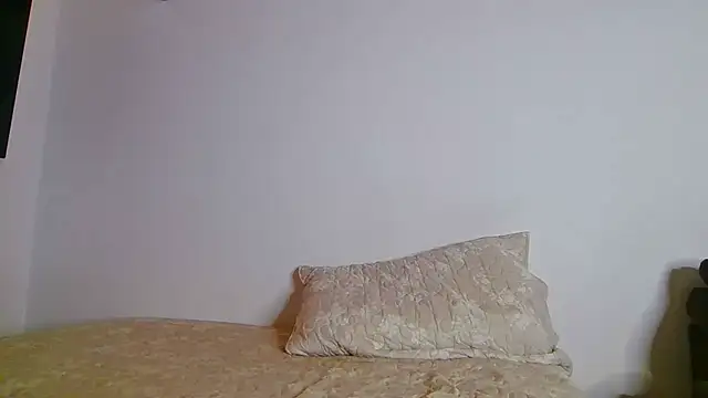 valeriahornier webkamerás műsora