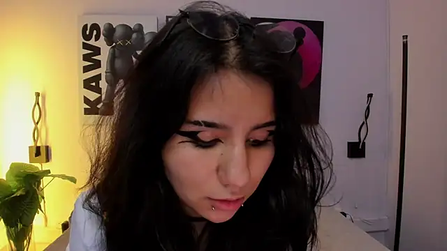 HollyPeach's Live XXX Chat