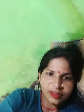 Joohi_Chawla143's Live XXX Chat